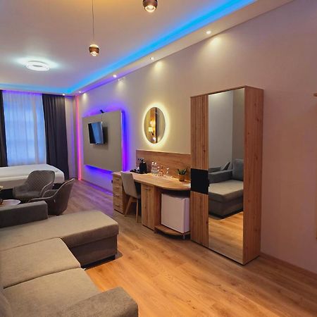 Elegance Studios Wien ภายนอก รูปภาพ